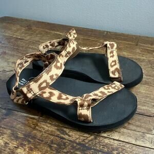 Gap Leopard‎ sandals size 3